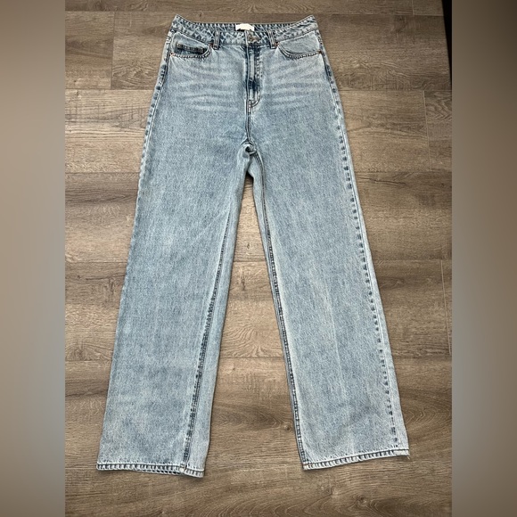 H&M Wide High Waist Jeans | Women’s | Size: 8 | Color: Blue - Picture 3 of 16